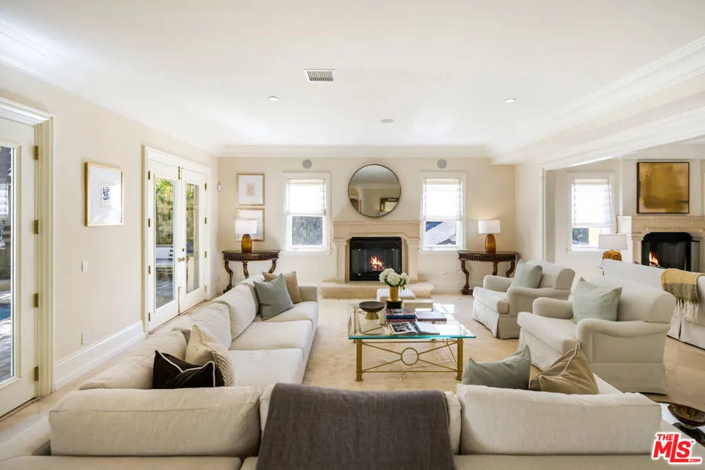 1350 Benedict Canyon Drive, Beverly Hills, California 90210 home-pic-3