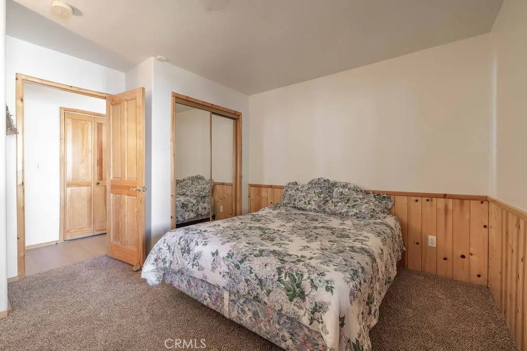 320 Dove Court, Big Bear Lake, California 92315 home-pic-38
