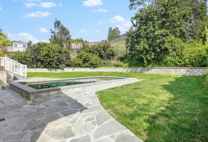 10392 Shadyridge, North Tustin, California 92705