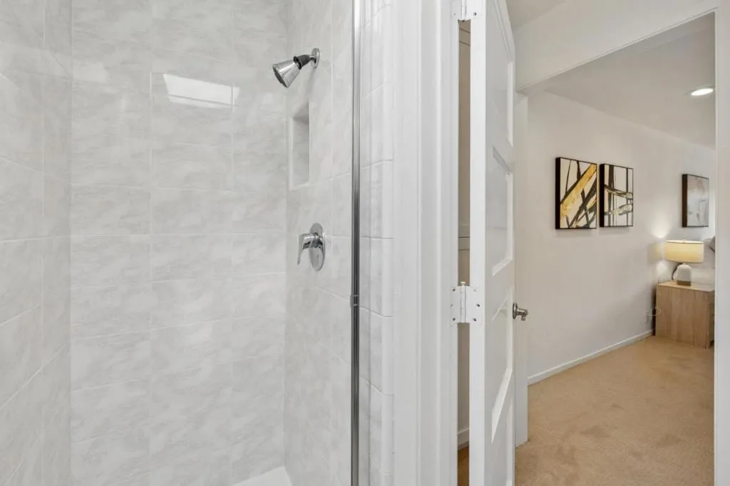 64 Los Altos Square, Los Altos, California 94022 home-pic-32