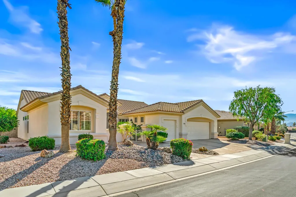 35882 Royal Sage Court, Palm Desert, California 92211 home-pic-43
