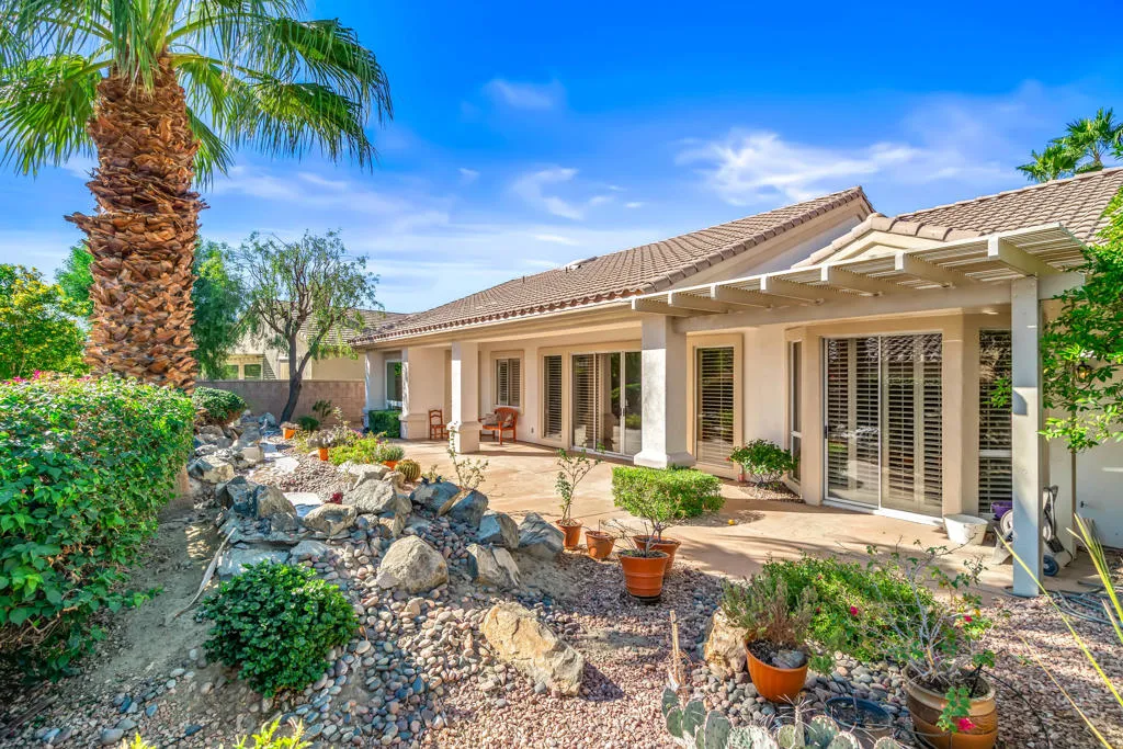 35882 Royal Sage Court, Palm Desert, California 92211 home-pic-31