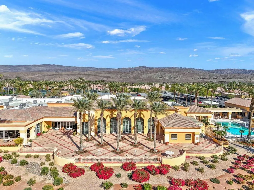 35882 Royal Sage Court, Palm Desert, California 92211 home-pic-51