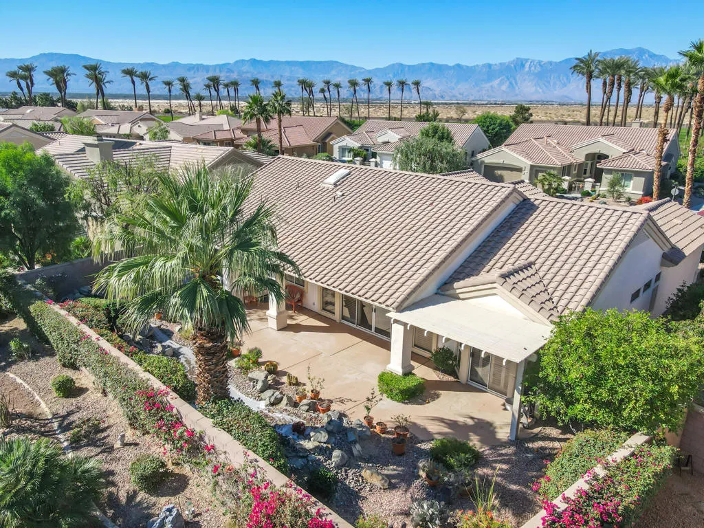 35882 Royal Sage Court, Palm Desert, California 92211 home-pic-2
