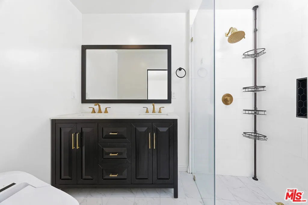 841 Oxford Avenue, Marina Del Rey, California 90292 home-pic-14