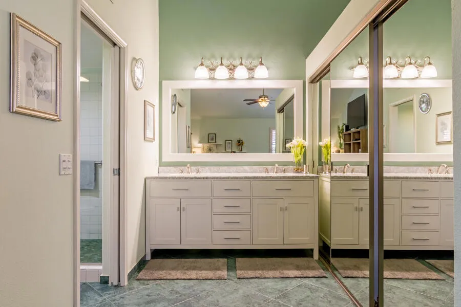 41830 E Woodhaven Drive E, Palm Desert, California 92211 home-pic-12