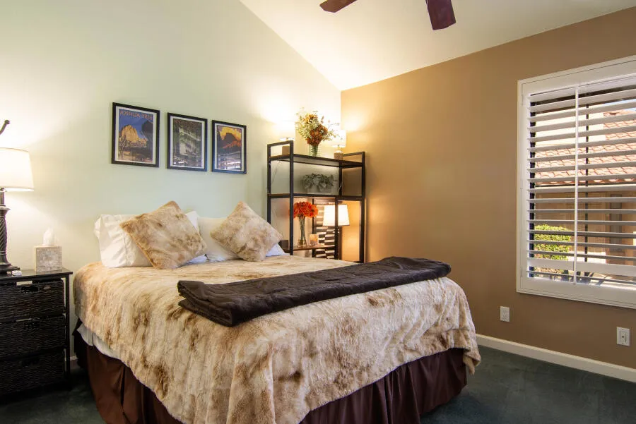 41830 E Woodhaven Drive E, Palm Desert, California 92211 home-pic-15