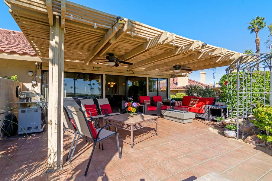 41830 E Woodhaven Drive E, Palm Desert, California 92211 home-pic-20