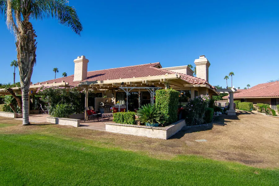 41830 E Woodhaven Drive E, Palm Desert, California 92211 home-pic-19