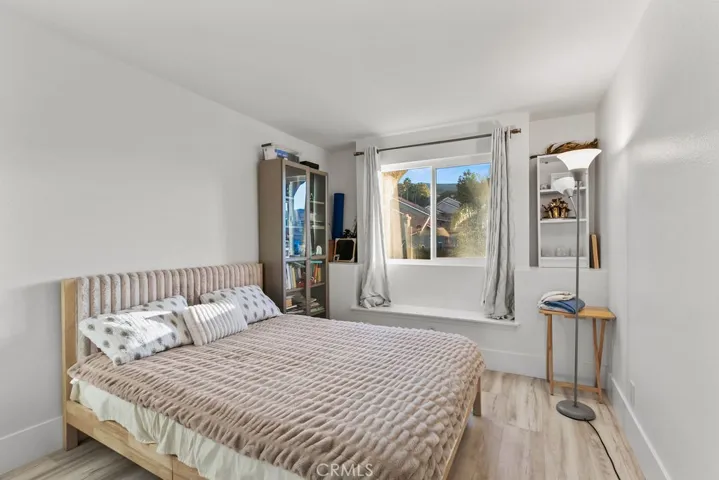 Secondary Bedroom 1 (up)