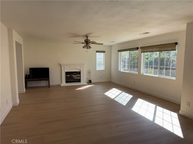 2560 Duomo, Palmdale, California 93550