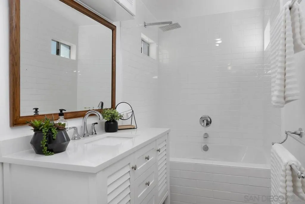 2567 Pheasant Drive, San Diego, California 92123 home-pic-18