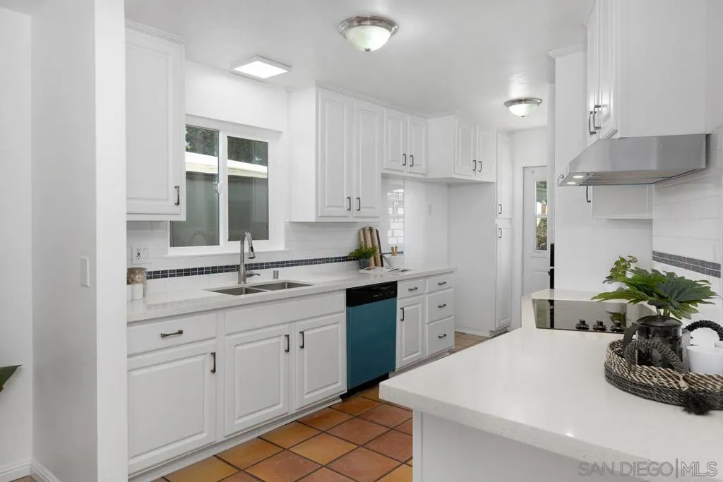 2567 Pheasant Drive, San Diego, California 92123 home-pic-9