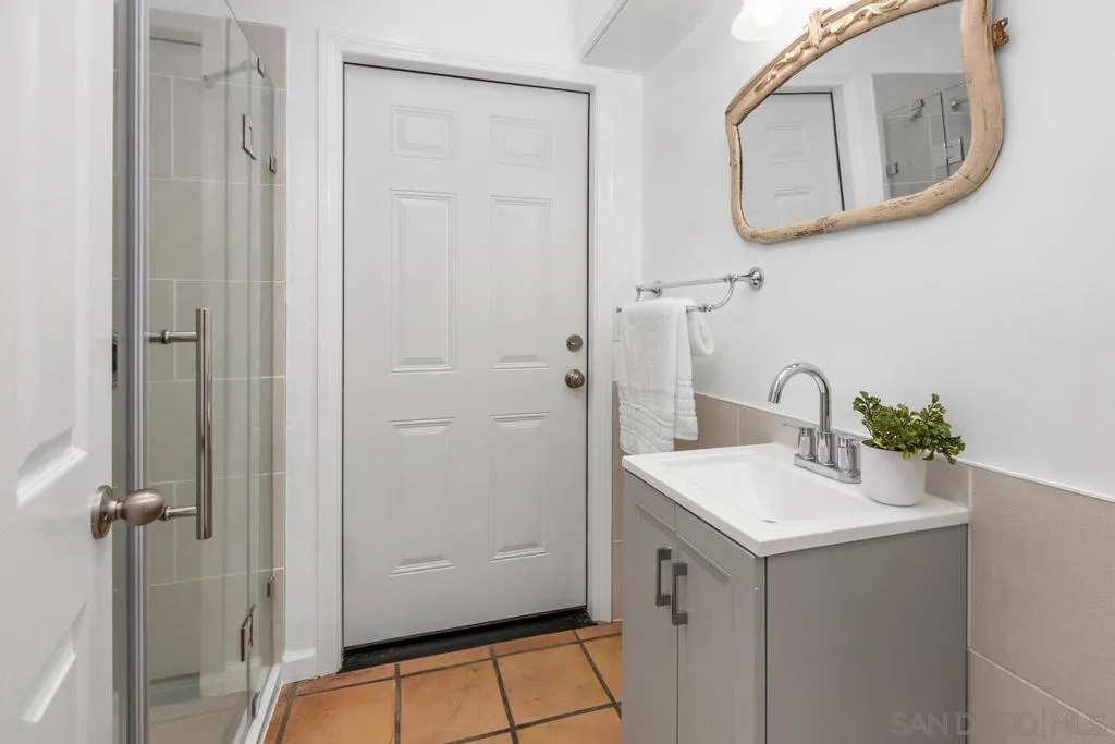 2567 Pheasant Drive, San Diego, California 92123 home-pic-24