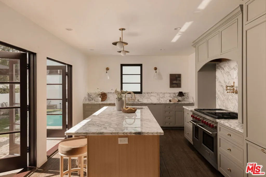 1641 N Ogden Drive, Los Angeles, California 90046 home-pic-8