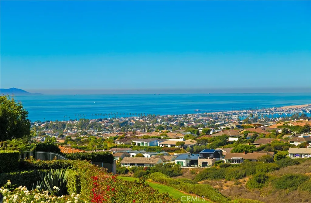 11 Premiere Point, Newport Coast, California 92657 home-pic-6