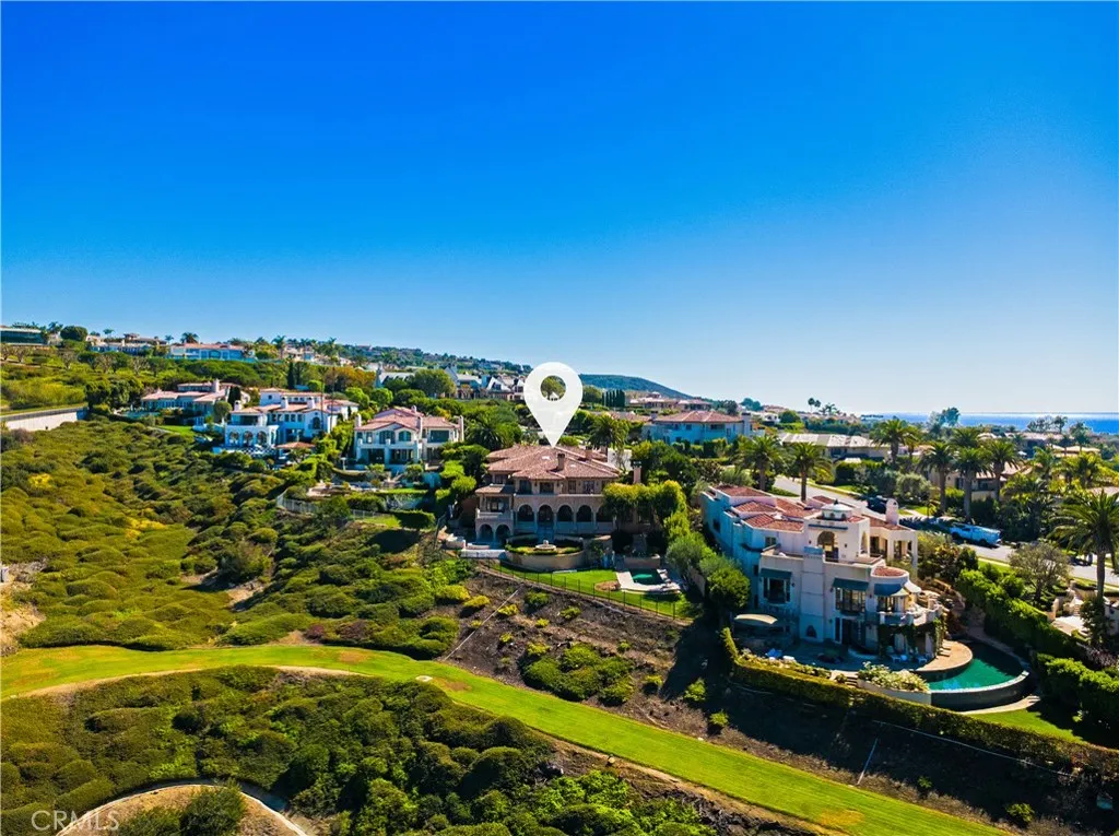 11 Premiere Point, Newport Coast, California 92657 home-pic-17