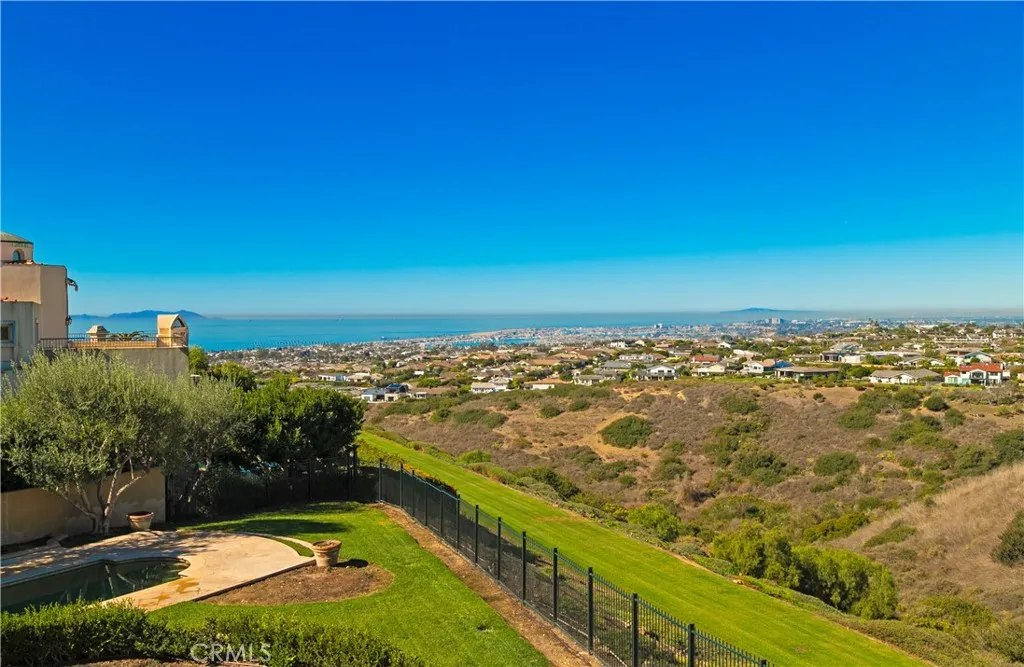 11 Premiere Point, Newport Coast, California 92657 home-pic-5