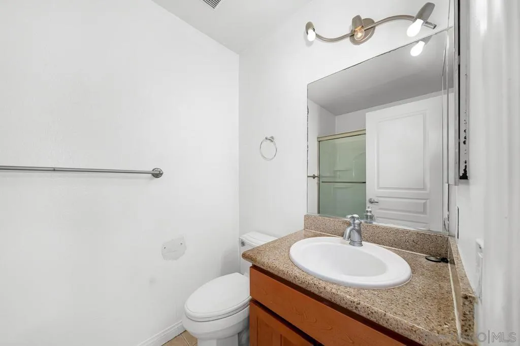 174 Chambers St 1, El Cajon, California 92020 home-pic-22