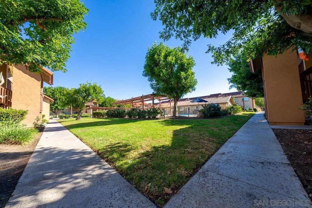 174 Chambers St 1, El Cajon, California 92020 home-pic-36