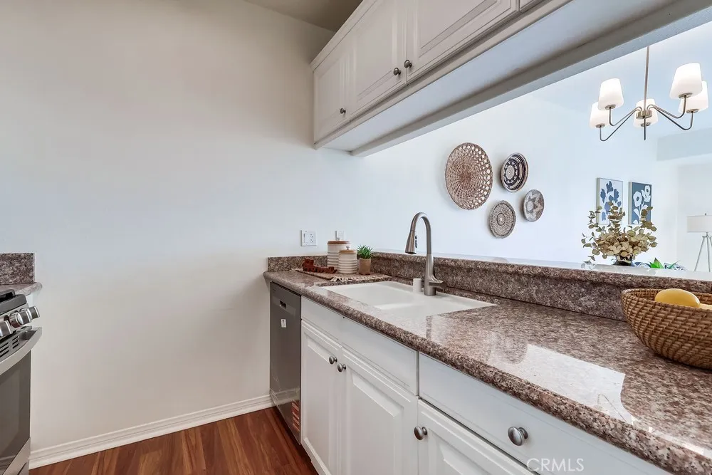 3120 Sepulveda Boulevard 412, Torrance, California 90505 home-pic-12