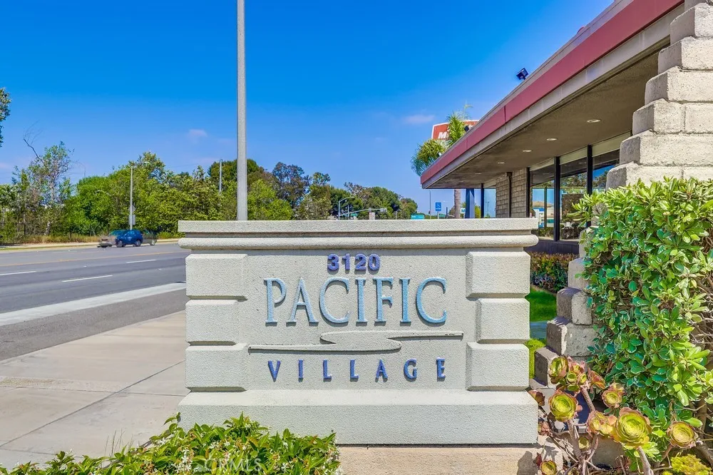 3120 Sepulveda Boulevard 412, Torrance, California 90505 home-pic-1
