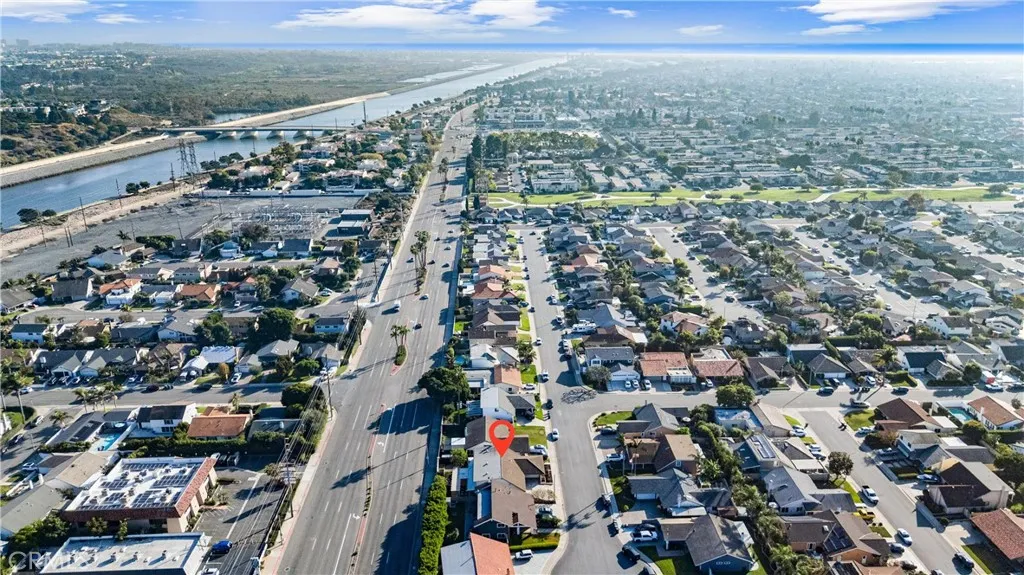 21052 Amberwick Lane, Huntington Beach, California 92646 home-pic-1