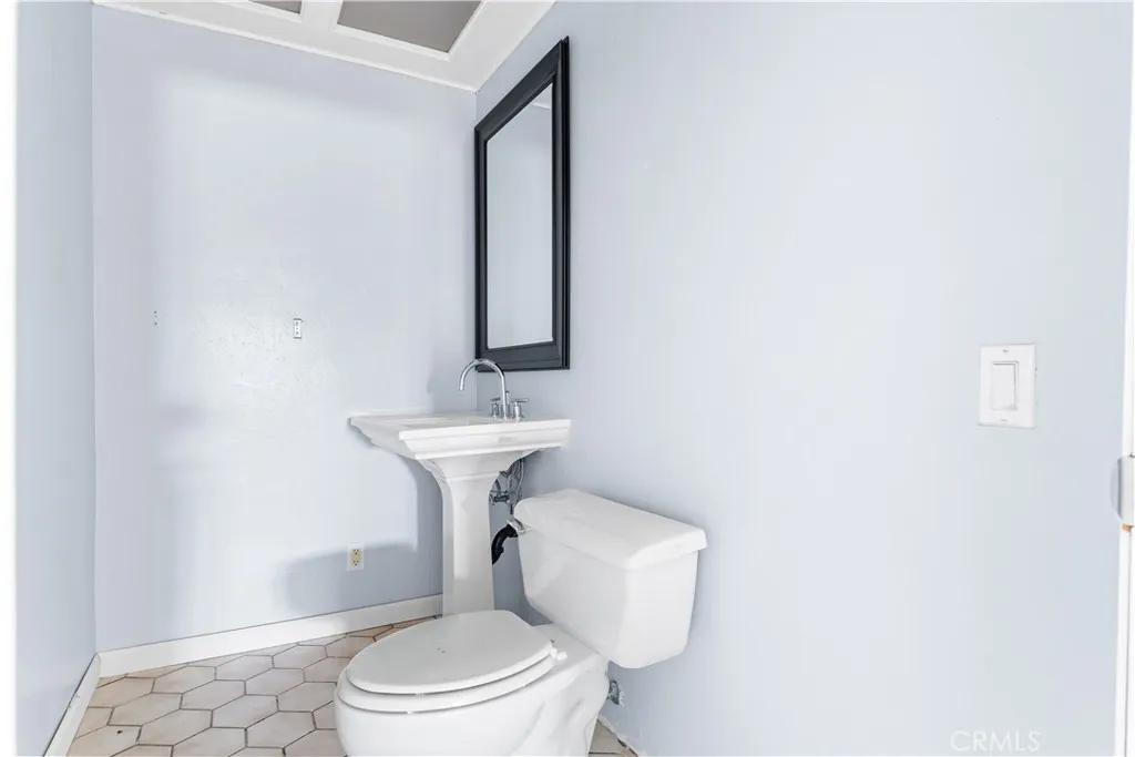 21052 Amberwick Lane, Huntington Beach, California 92646 home-pic-36