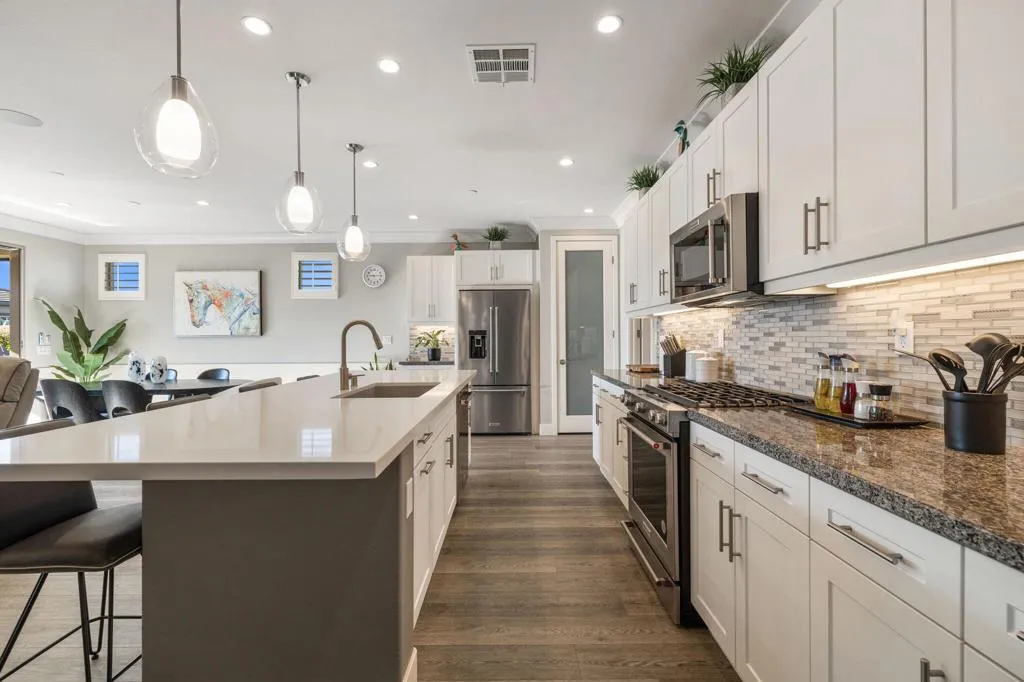 82425 W Mccarroll Drive, Indio, California 92201 home-pic-6