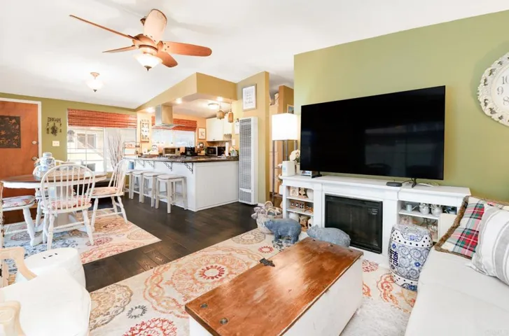 4666 Shoshoni Avenue, San Diego, California 92117