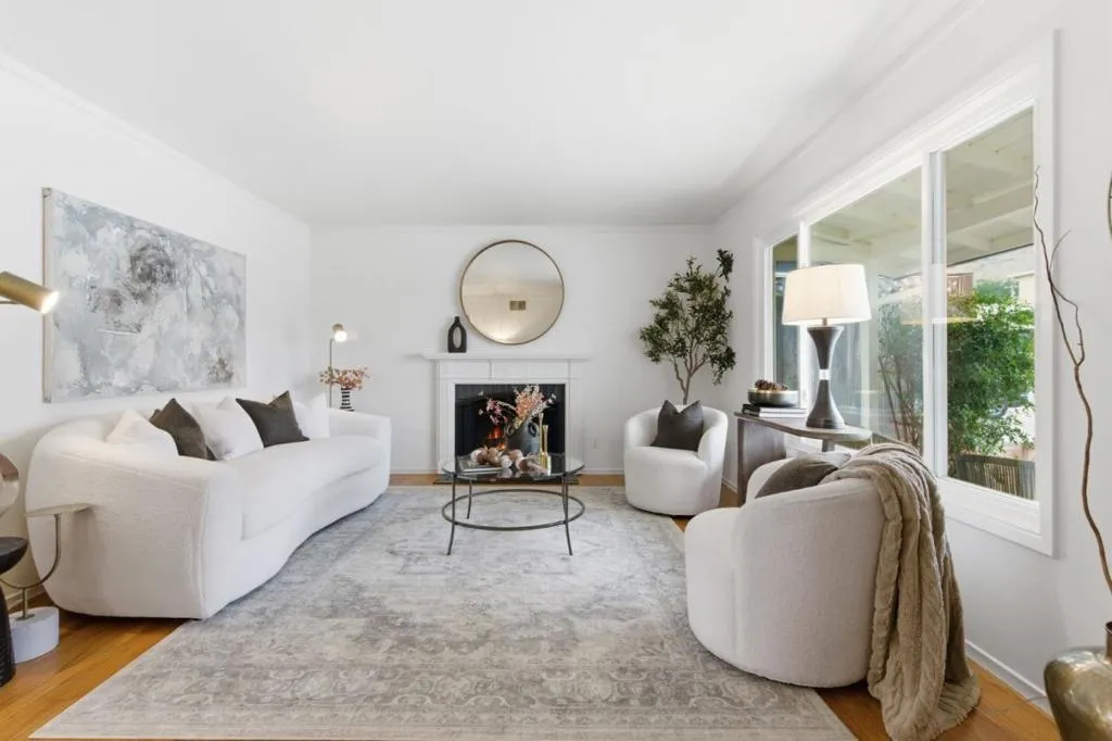 467 Holly Avenue, South San Francisco, California 94080 home-pic-2