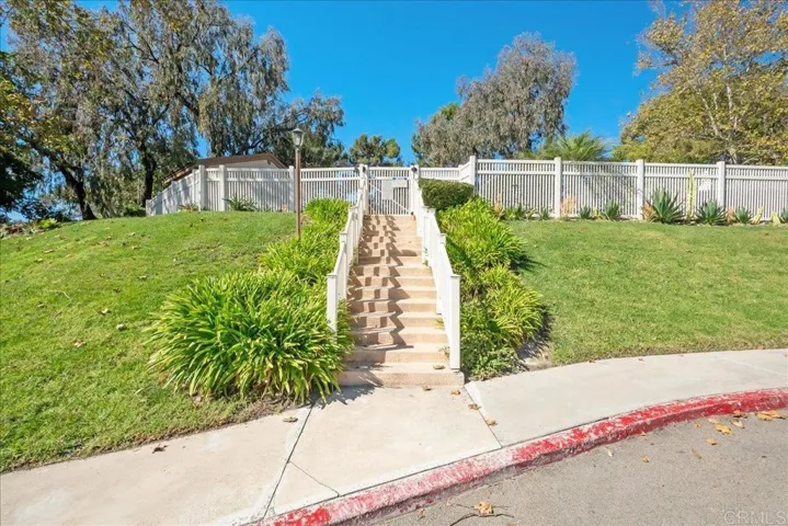 2509 Woodlands Way, Oceanside, California 92054