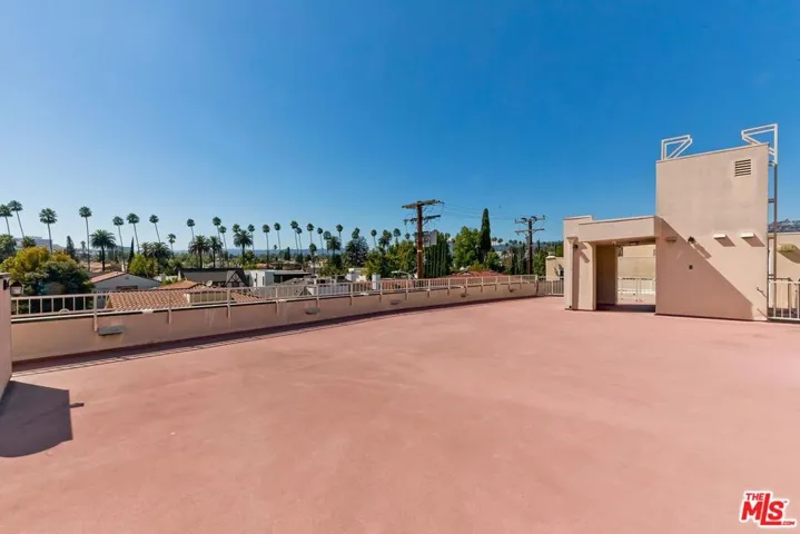 Rooftop View Patio