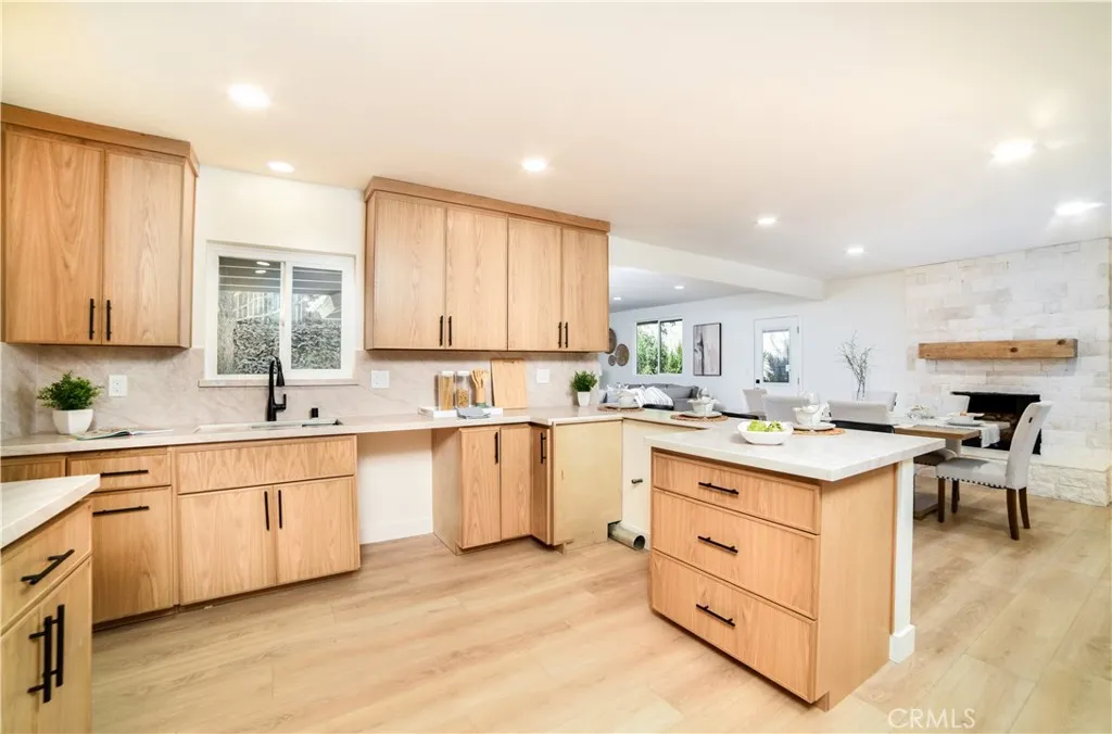 641 Casa Blanca, Fullerton, California 92832 home-pic-12