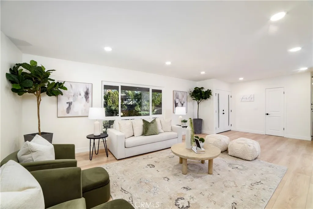 641 Casa Blanca, Fullerton, California 92832 home-pic-9