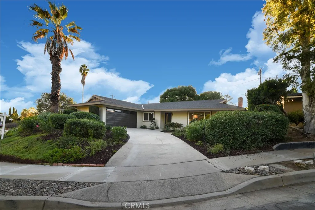 641 Casa Blanca, Fullerton, California 92832 home-pic-1