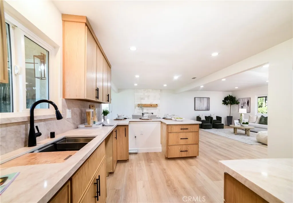 641 Casa Blanca, Fullerton, California 92832 home-pic-13