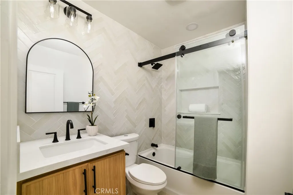641 Casa Blanca, Fullerton, California 92832 home-pic-24
