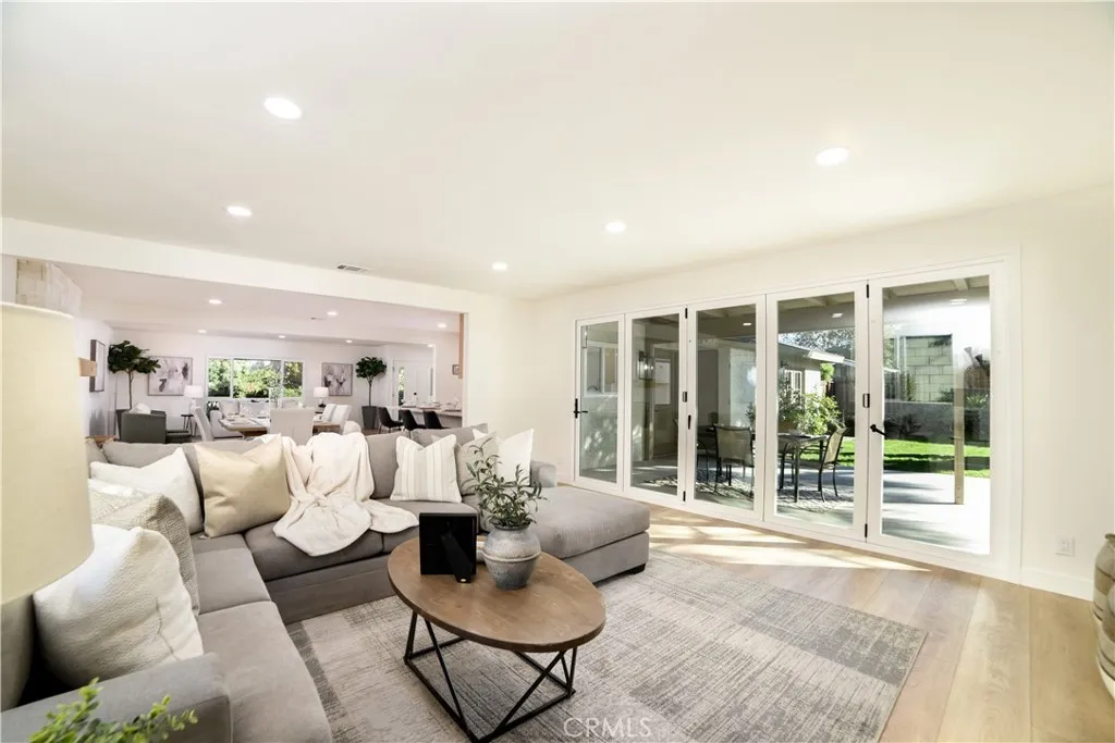 641 Casa Blanca, Fullerton, California 92832 home-pic-23