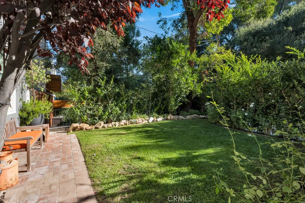 4267 Canoga Avenue, Woodland Hills, California 91364 home-pic-4