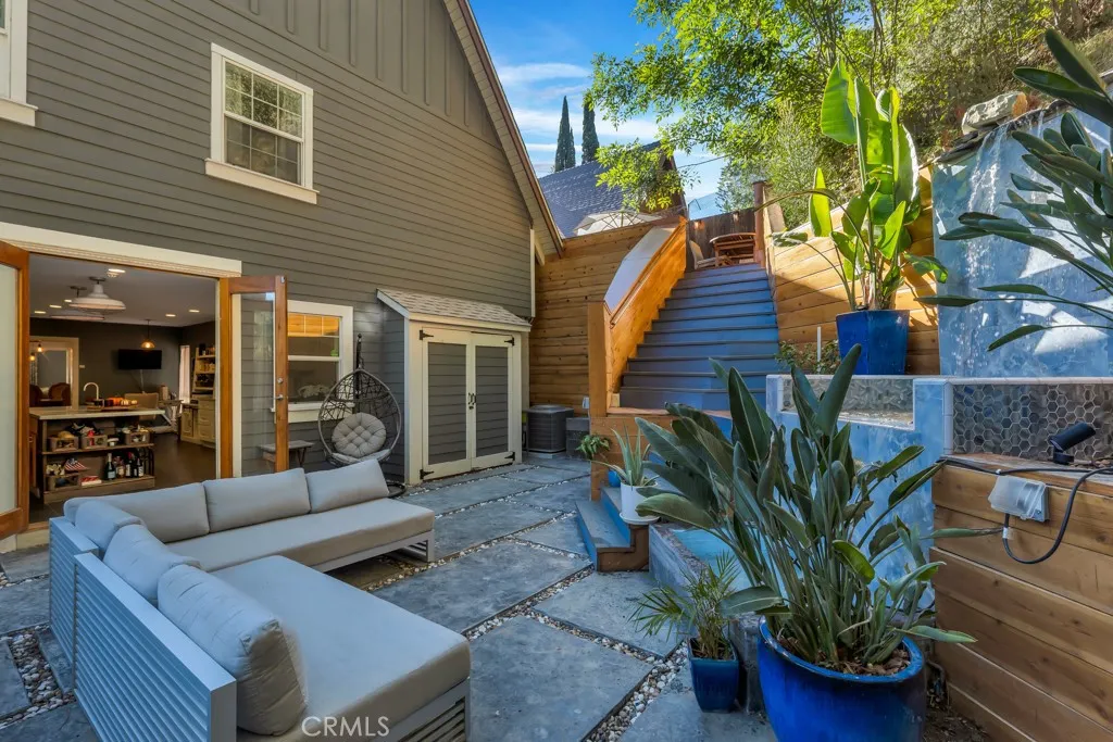 4267 Canoga Avenue, Woodland Hills, California 91364 home-pic-46