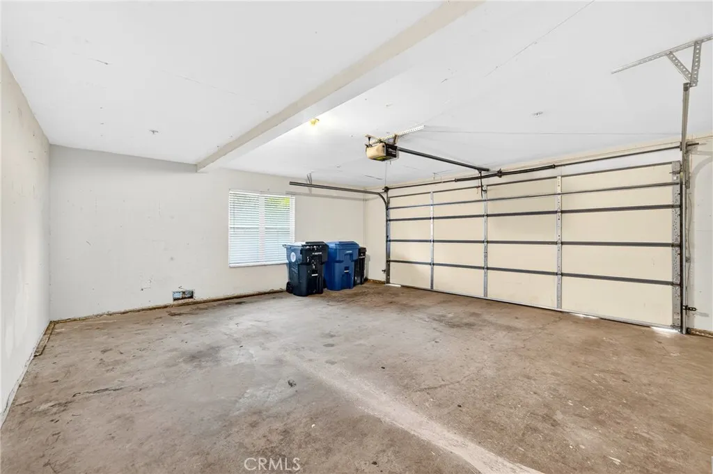 704 Chandler W, Highland, California 92346 home-pic-38
