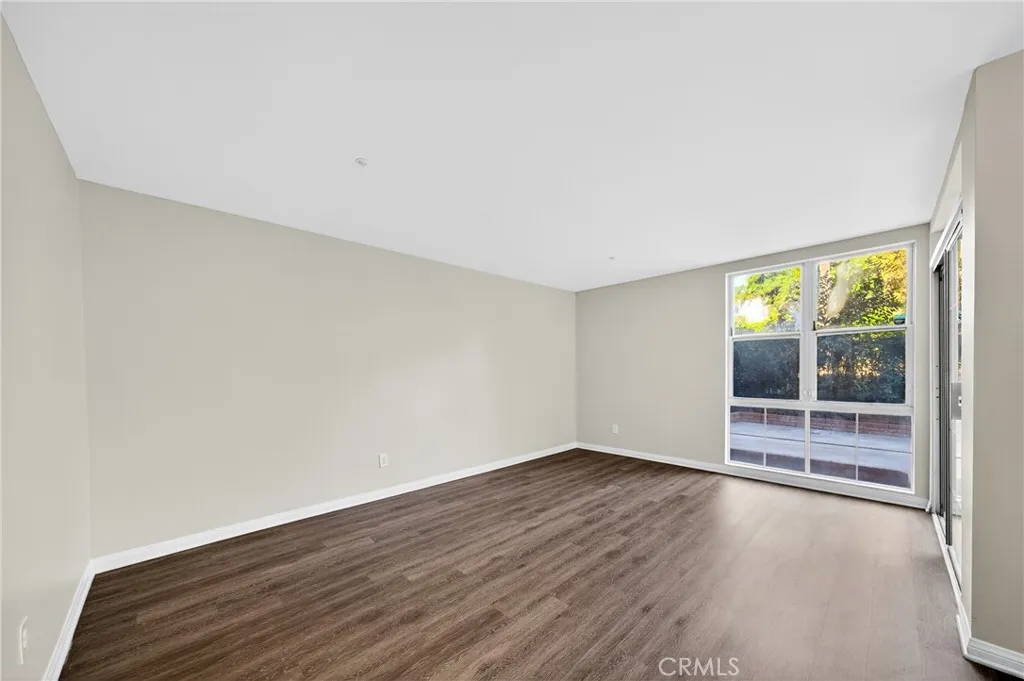 704 Chandler W, Highland, California 92346 home-pic-17