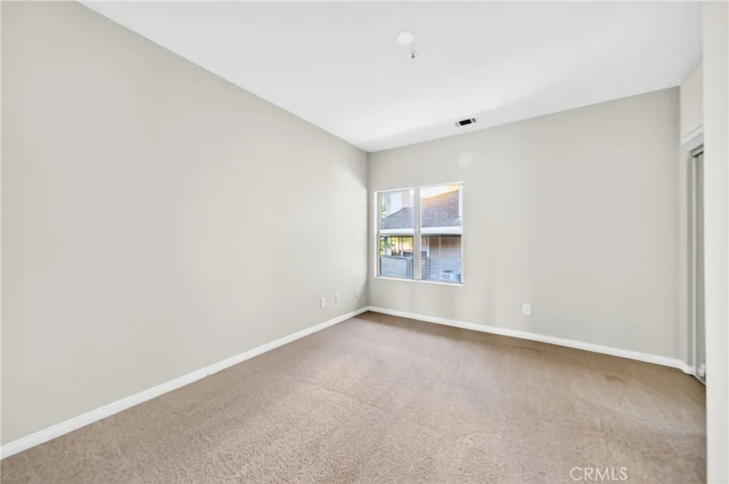 704 Chandler W, Highland, California 92346 home-pic-31