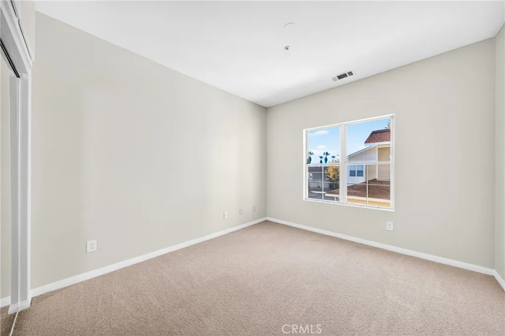704 Chandler W, Highland, California 92346 home-pic-34