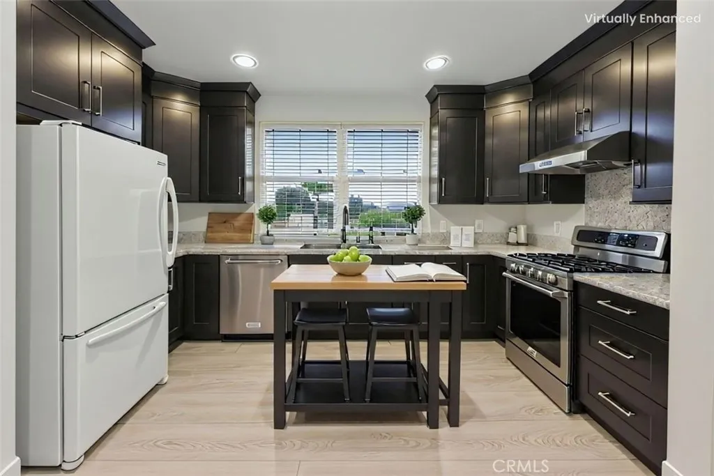 755 Francesca Drive 201, Walnut, California 91789 home-pic-8