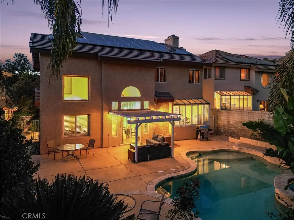 25528 Paine Circle, Stevenson Ranch, California 91381 home-pic-3