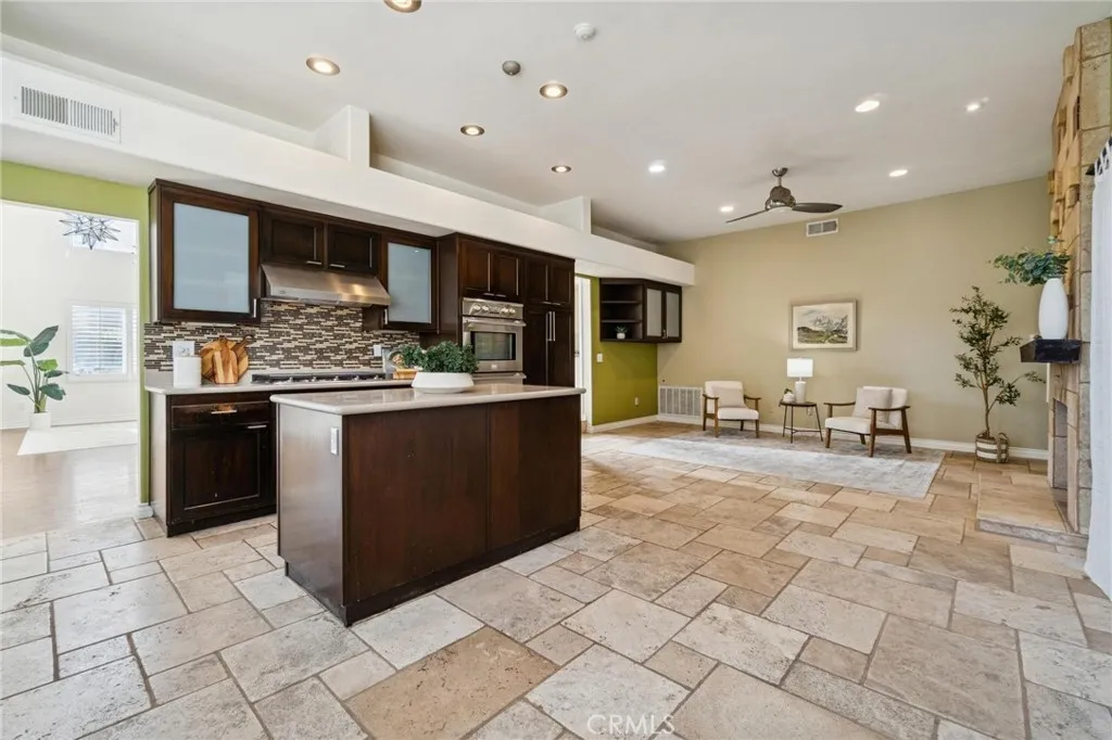25528 Paine Circle, Stevenson Ranch, California 91381 home-pic-22