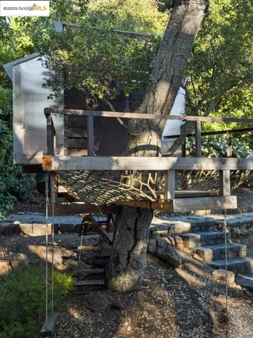 256 The Uplands, Berkeley, California 94705