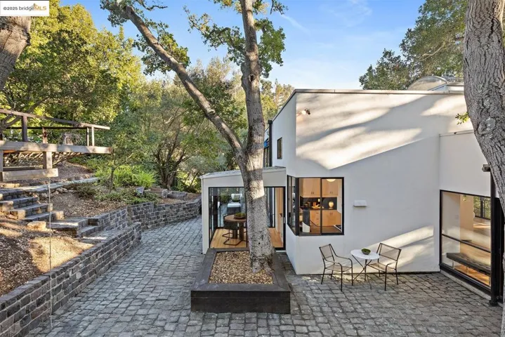 256 The Uplands, Berkeley, California 94705
